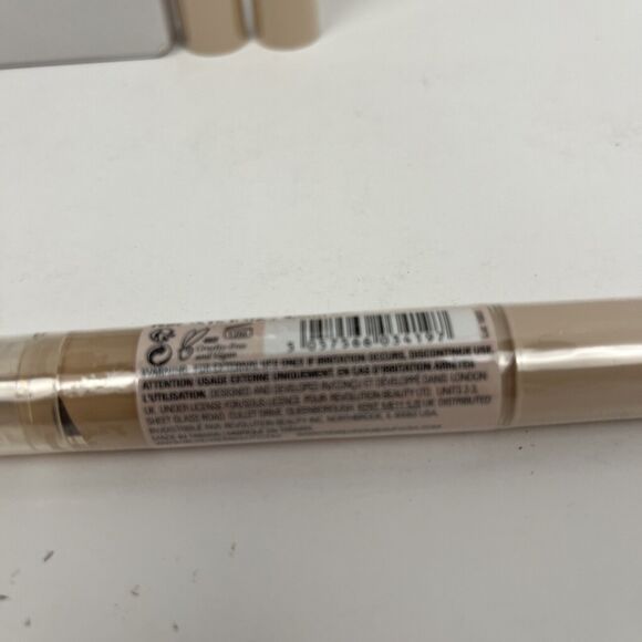 Revolution Fast Base Concealer C5 Lightweight Buildable 0.15 fl oz Lot of 3 - Picture 6 of 8